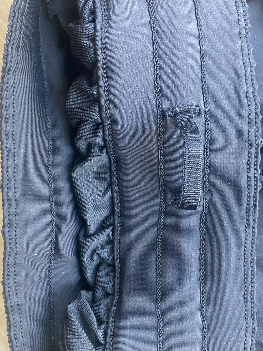 Lululemon Hotty Hot Low-Rise Lined Shorts Black Size 6 Athletic Running - Picture 3 of 7